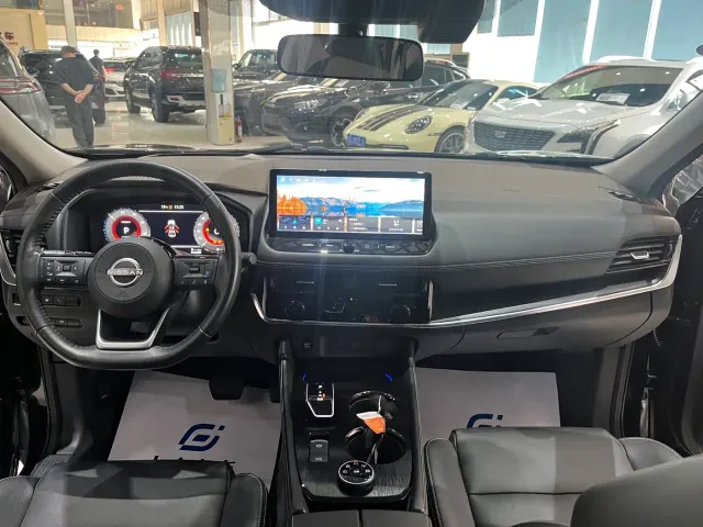 Nissan X-Trail — Фото автомобиля 4