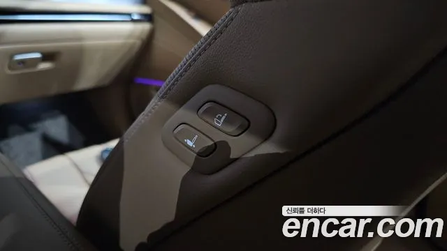 Genesis G80 Бензин 2.5 турбо AWD — Фото автомобиля 28