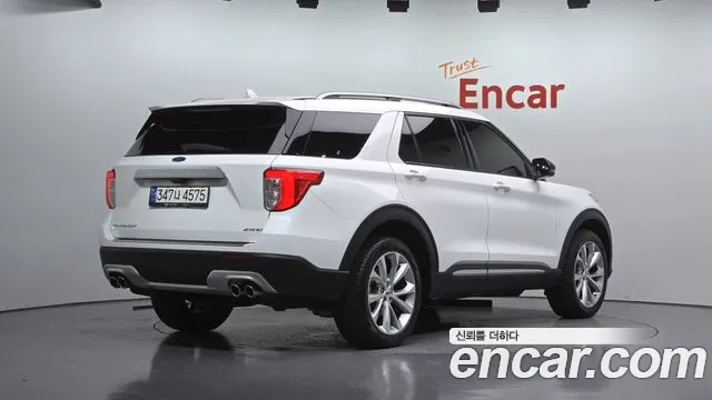 Ford Explorer Explorer 6 поколение 3.0 Platinum 4WD — Фото автомобиля 2