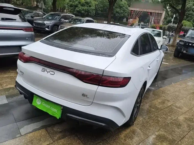 BYD Qin L — Фото автомобиля 4