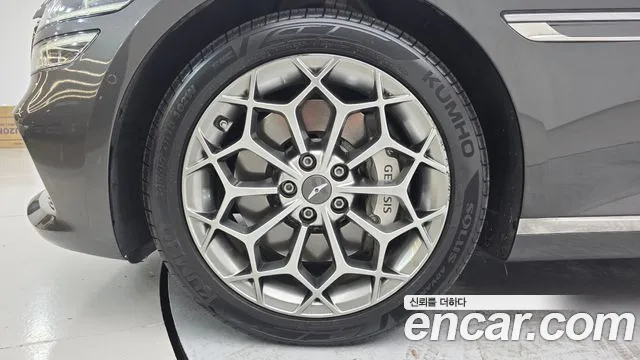 Genesis G80 RG3 — Фото автомобиля 5