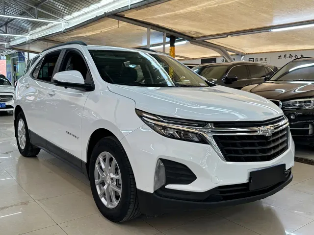 Chevrolet Equinox — Фото автомобиля 3
