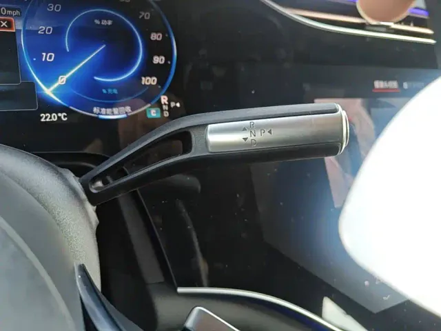 Mercedes-Benz EQS — Фото автомобиля 13