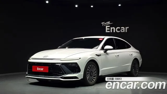 Фотография автомобиля — Hyundai Sonata DN8