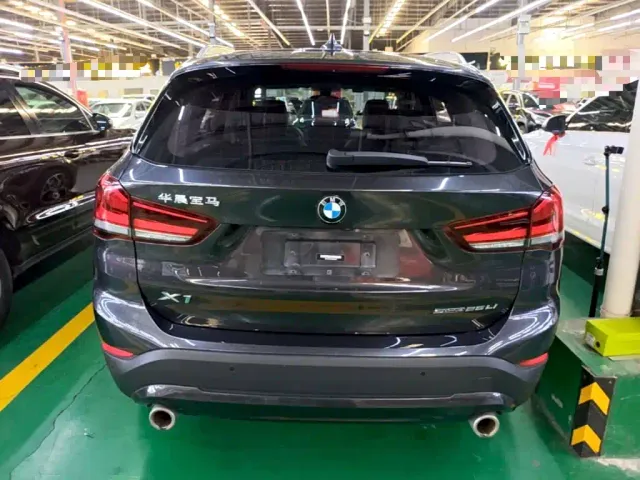 BMW X1 — Фото автомобиля 5