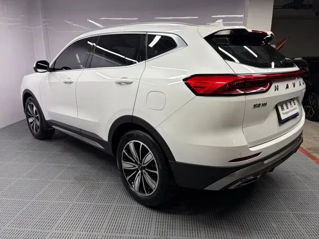 Haval H6 — Фото автомобиля 17