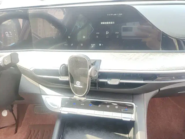 Changan Eado — Фото автомобиля 12