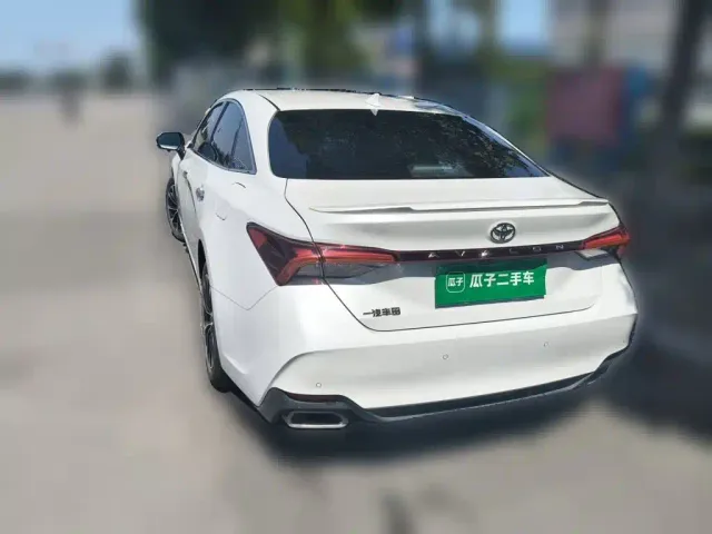 Toyota Avalon — Фото автомобиля 24