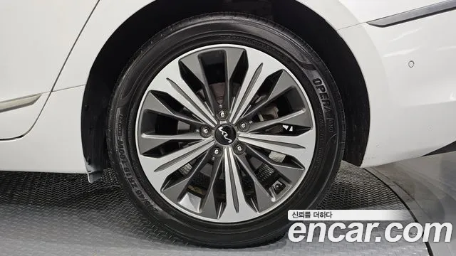 Kia K8 K8 Hybrid — Фото автомобиля 6