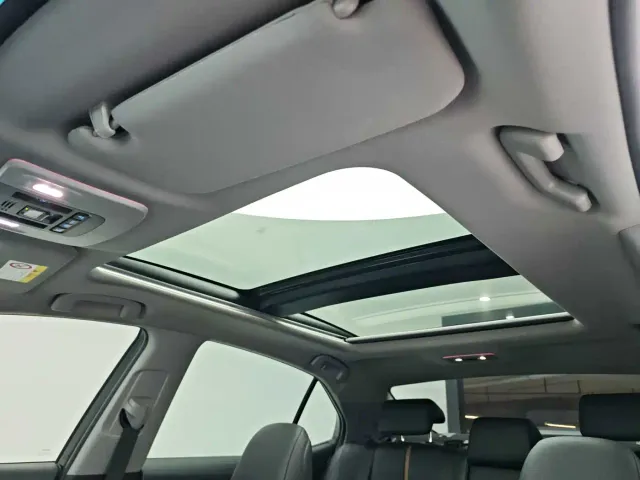 Toyota Camry — Фото автомобиля 10