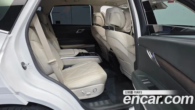Genesis GV80 — Фото автомобиля 18