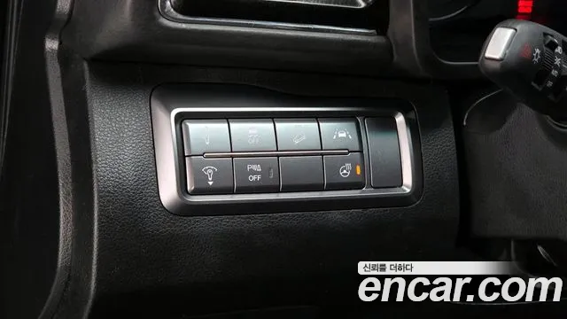 KG_Mobility_Ssangyong TIBOLI Very New Tivoli Бензин 1.5 2WD — Фото автомобиля 14