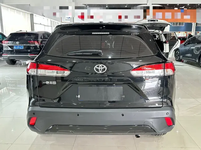 Toyota Corolla Cross — Фото автомобиля 9