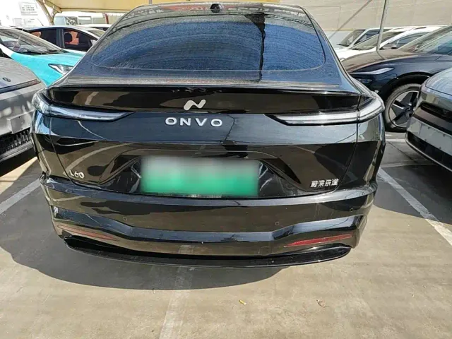 Onvo L60 — Фото автомобиля 5