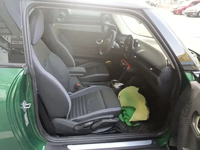 MINI Hatch — Фото автомобиля 24