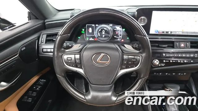 Lexus ES 7th Gen — Фото автомобиля 19