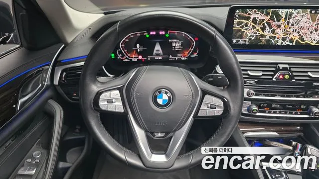 BMW 5 Series G30 — Фото автомобиля 20