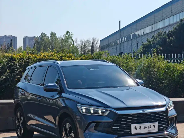 BYD Song Pro — Фото автомобиля 3