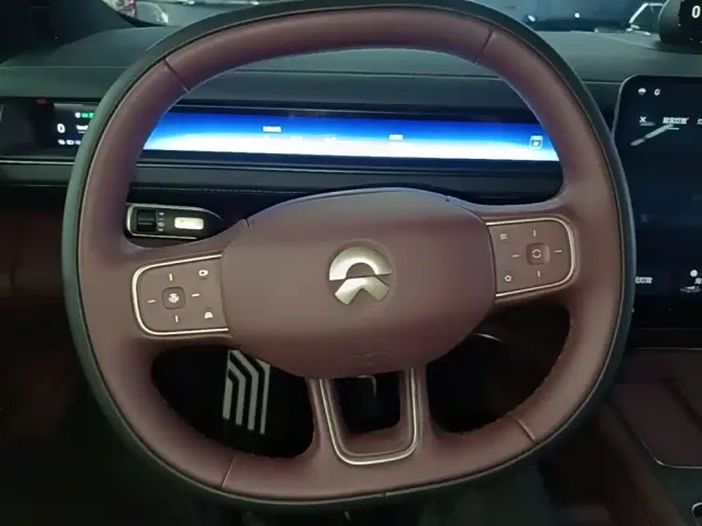 NIO NIO ES8 2025 Base Model — Фото автомобиля 10
