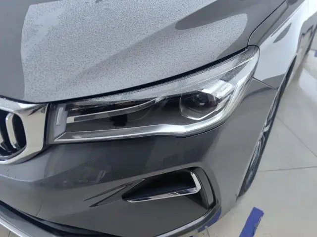 Geely Emgrand — Фото автомобиля 5