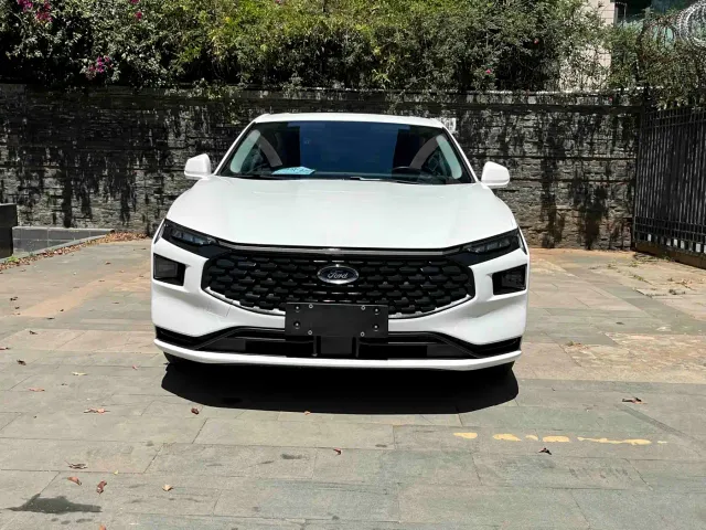 Ford Mondeo — Фото автомобиля 2