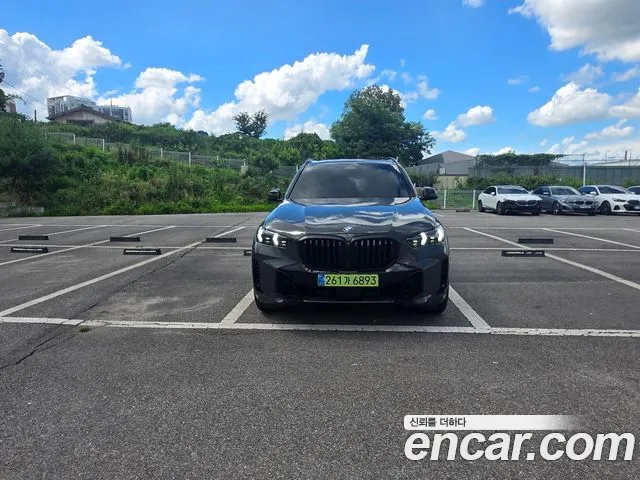 BMW X5 xDrive 40i M Sport Pro — Фото автомобиля 3