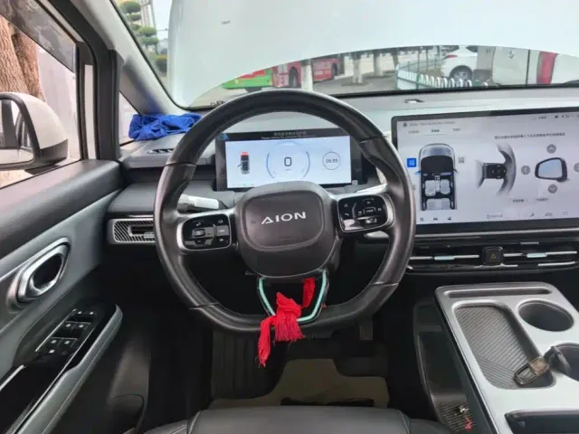 GAC Aion Y — Фото автомобиля 10