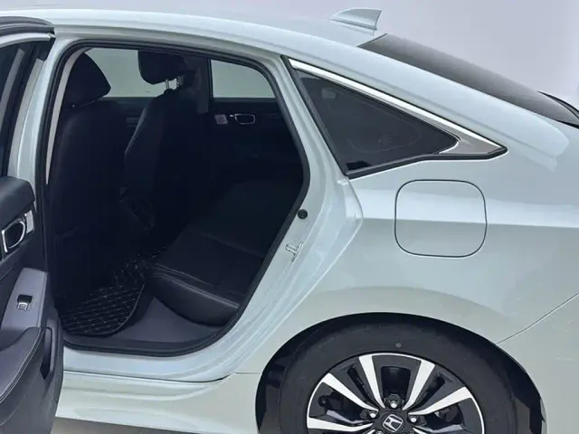 Honda Civic — Фото автомобиля 17