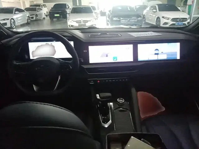 Geely Xingyue L — Фото автомобиля 9