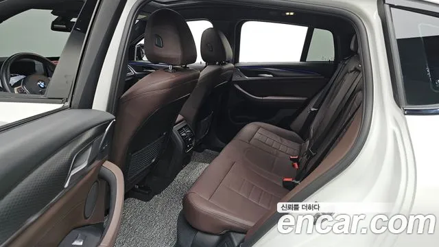 BMW X4 xDrive20i M Sport — Фото автомобиля 24