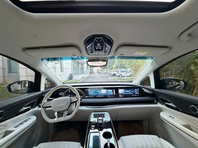 Forthing Xinghai V9 — Фото автомобиля 21