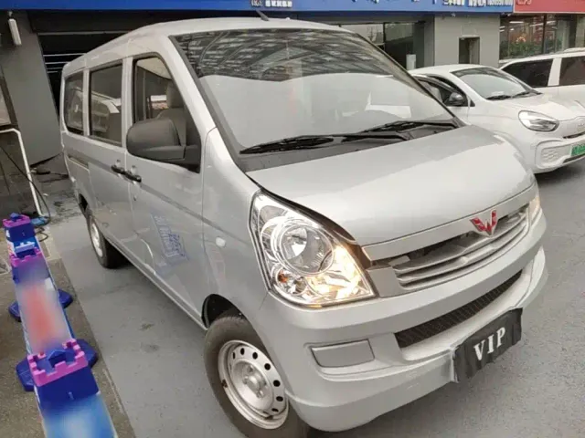 Wuling Rongguang S — Фото автомобиля 3
