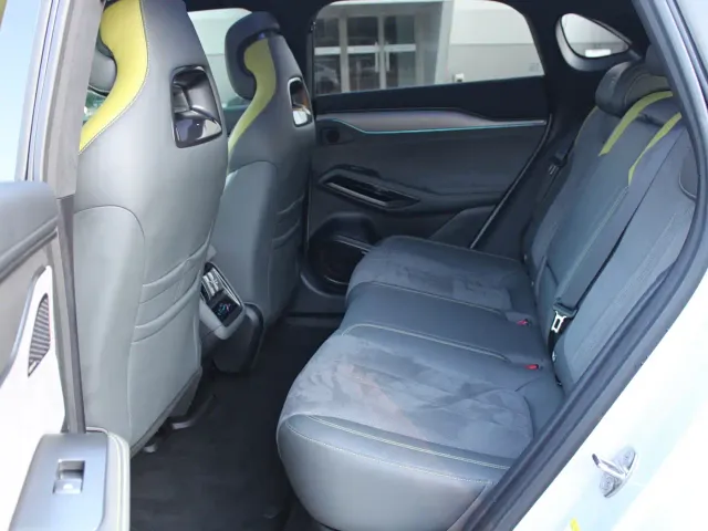 BYD Song L EV — Фото автомобиля 25