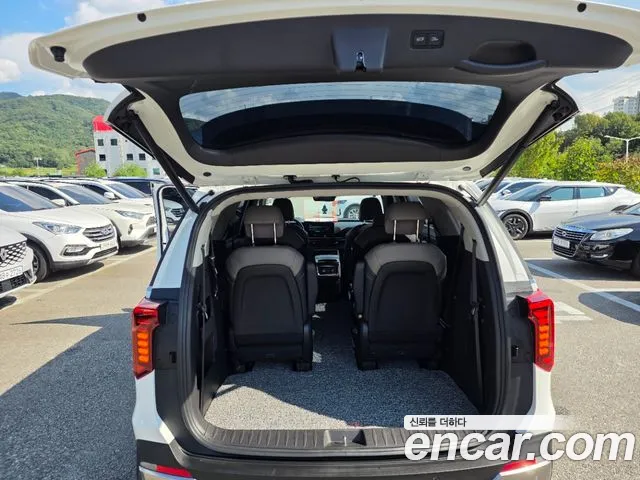 Kia Carnival 4th Gen — Фото автомобиля 7