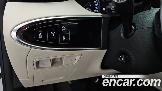 Genesis GV70 2.5T Бензин AWD — Фото автомобиля 14