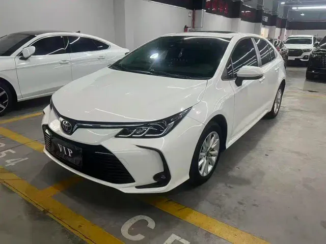 Фотография автомобиля — Toyota Corolla