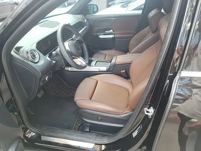 Mercedes-Benz GLB-Class — Фото автомобиля 14