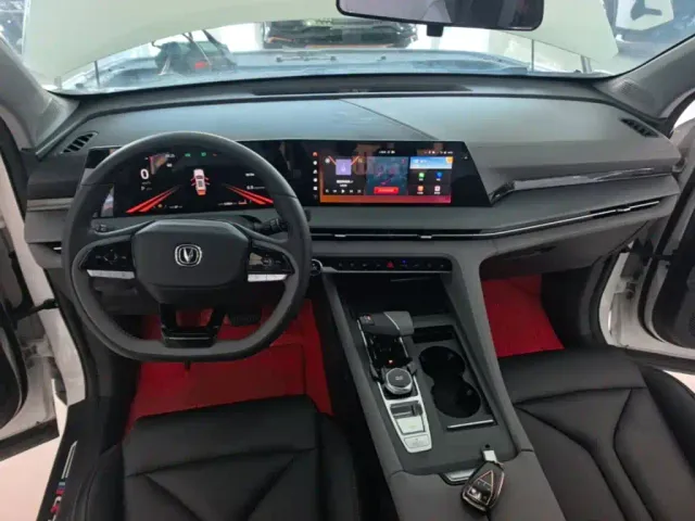 Changan CS75 Plus — Фото автомобиля 9