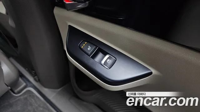 Kia Canival Carnival 4 поколение Дизель 9 мест Prestige — Фото автомобиля 28