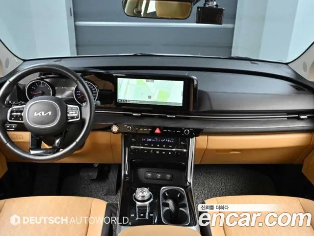 Kia Carnival Generation 4 — Фото автомобиля 7