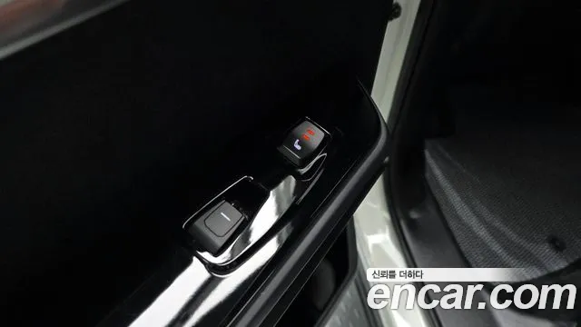 KG_Mobility_Ssangyong Torres Torres Бензин 1.5 2WD — Фото автомобиля 17