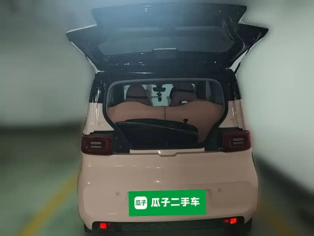 Wuling Motors Hongguang MINIEV 2021 Macaron Premium Edition LFP — Фото автомобиля 15
