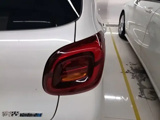 Wuling Hongguang Mini EV — Фото автомобиля 7