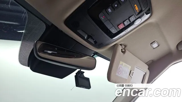 Kia Canival Carnival 4 поколение 7 мест Signature — Фото автомобиля 16