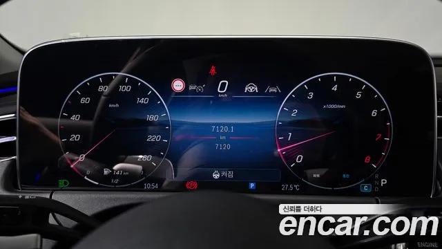 Mercedes-Benz E-Class — Фото автомобиля 8