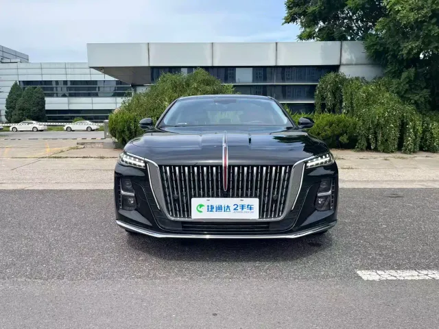 Hongqi H5 — Фото автомобиля 7