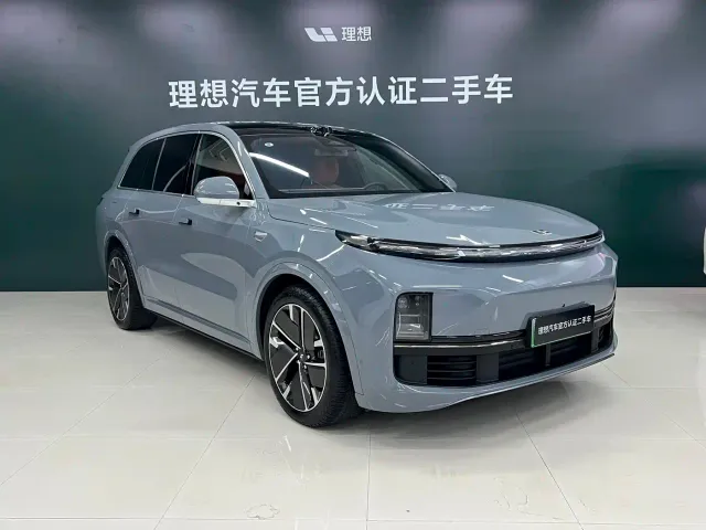 Li Auto L8 — Фото автомобиля 3