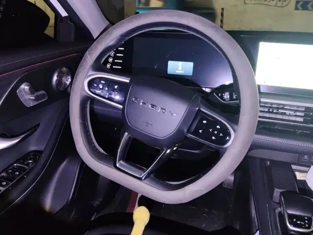 Chery Arrizo 8 — Фото автомобиля 15