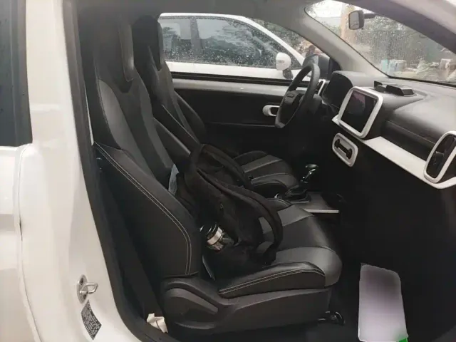 Roewe Clever — Фото автомобиля 24