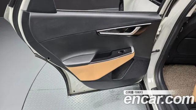 Kia EV6 Long Range — Фото автомобиля 22